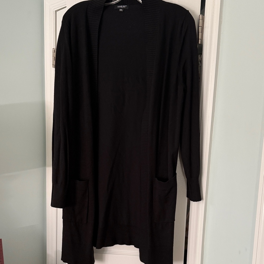 Liz Claiborne Black Open-Front Cardigan